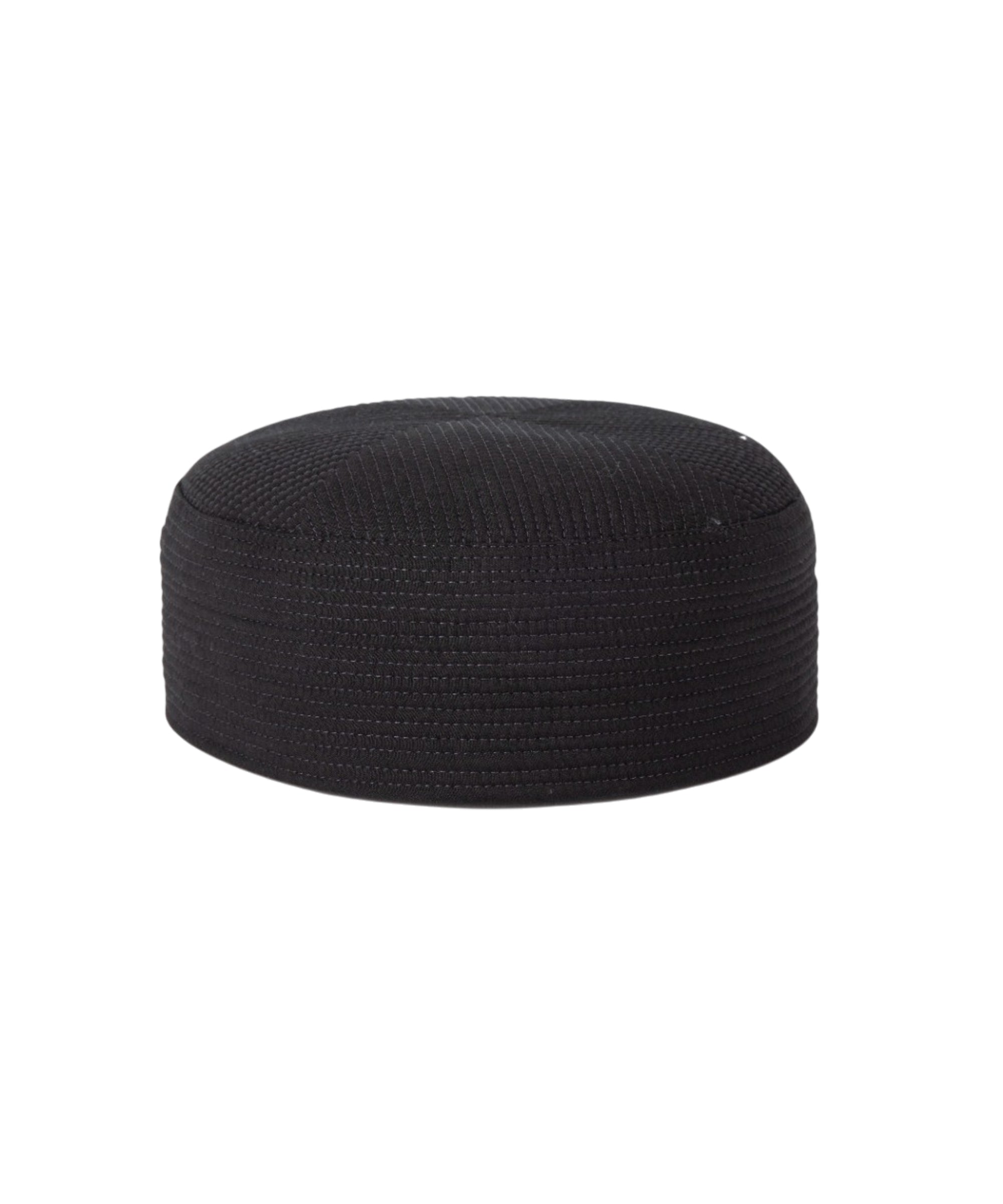 BLACK PLAIN CAP