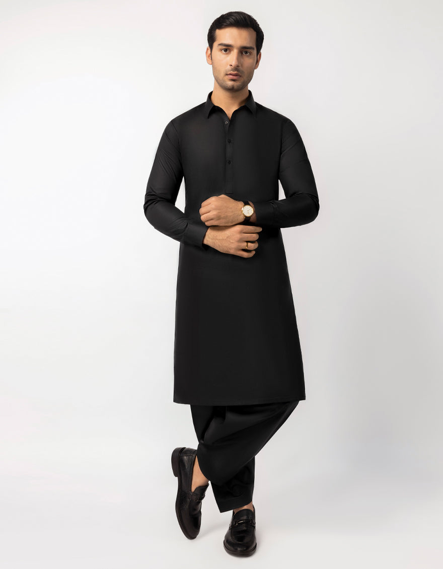 BLACK UNSTITCHED FABRIC