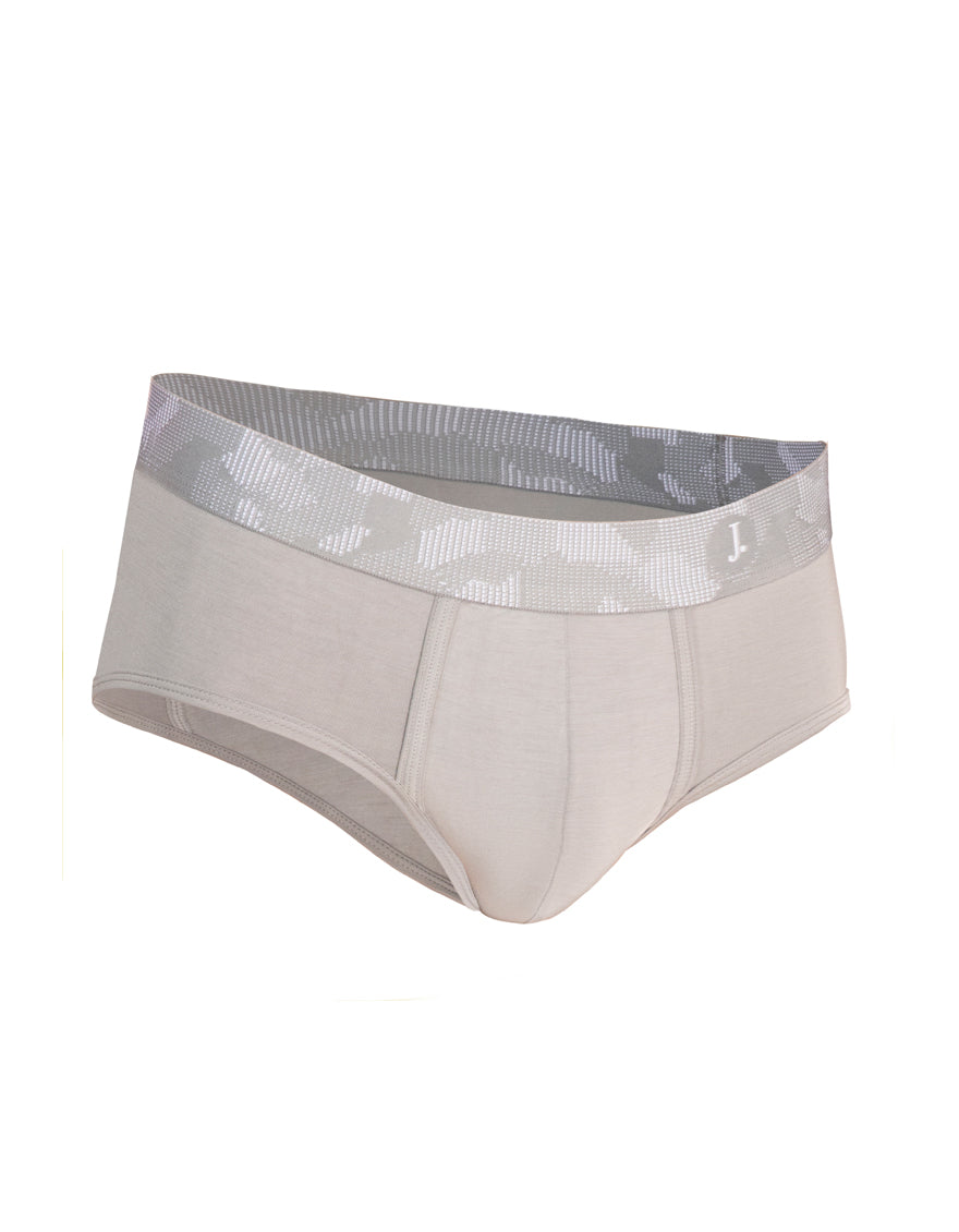 GREY BRIEF|JJUWMBRIEFC