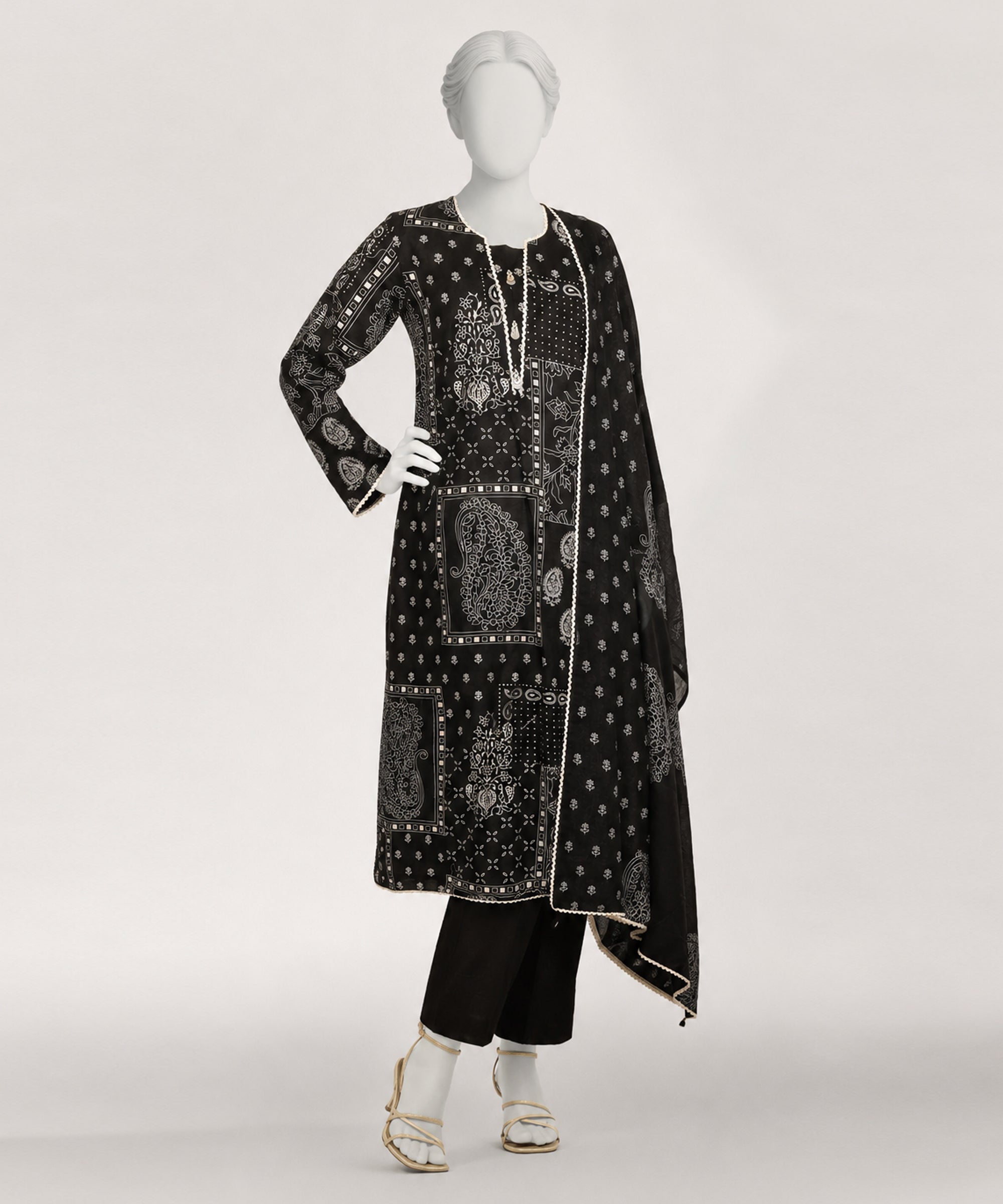 BLACK LAWN PRINTED STITCHED 3PC