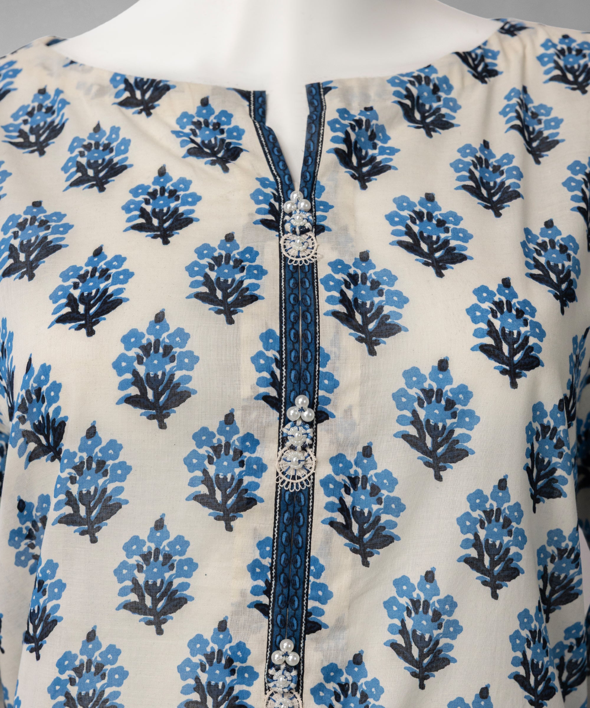 Off White Lawn Printed Unstitched 3Pc