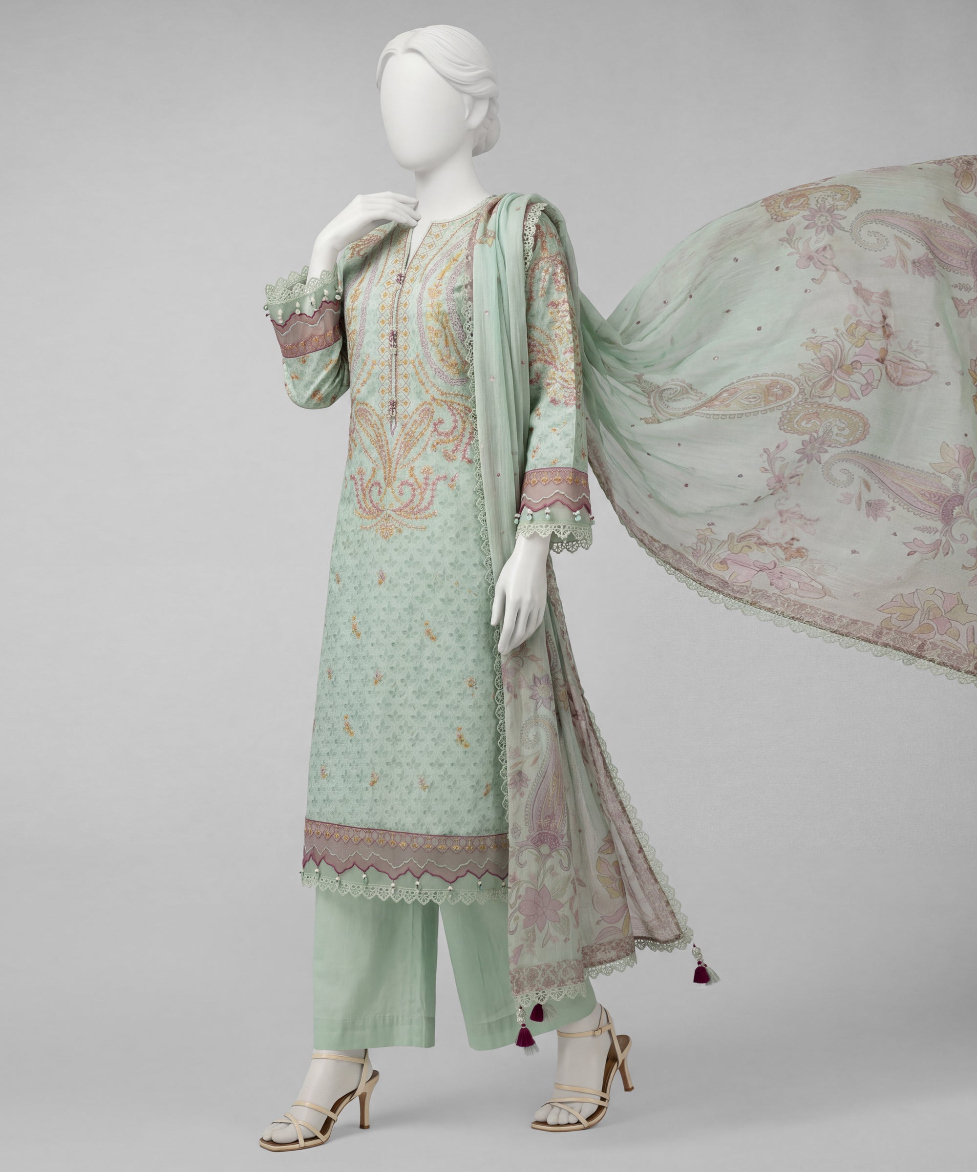 Green Lawn Embroidered Unstitched 3Pc