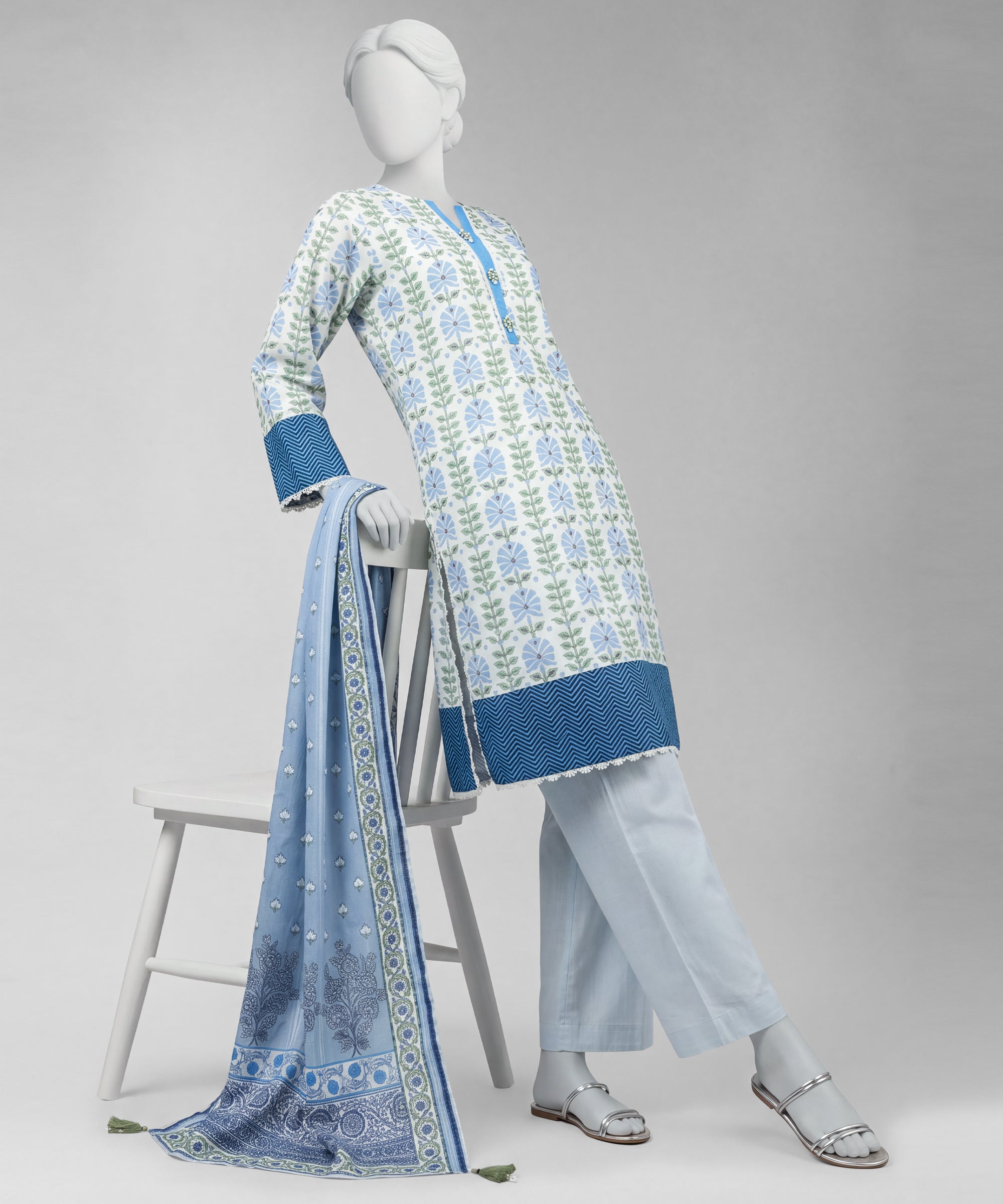 Retail Price: 3,490/-PKR