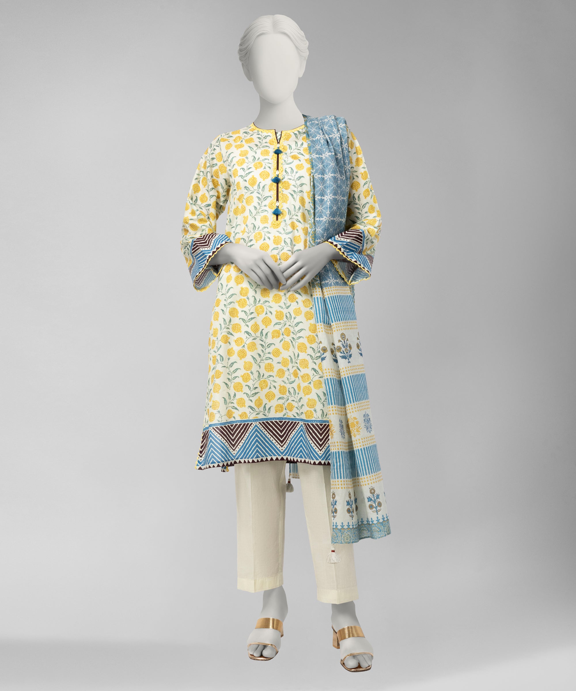 Retail Price: 3,490/-PKR