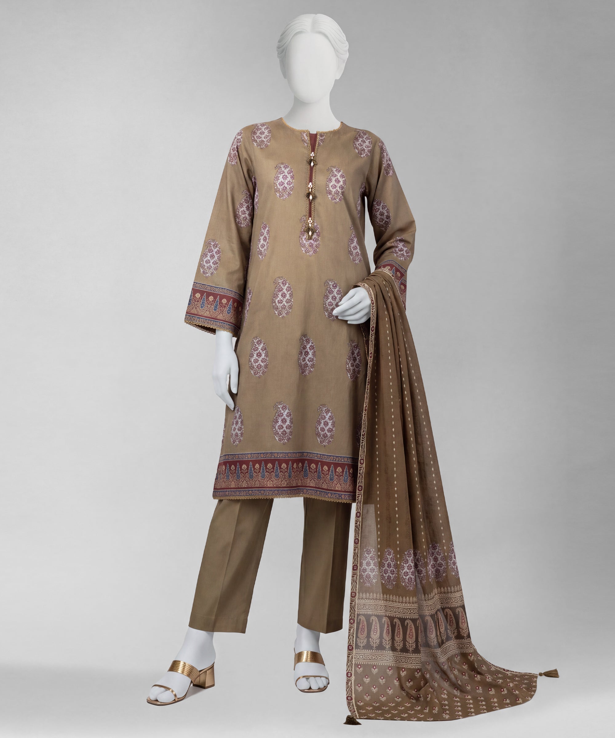 Retail Price: 3,490/-PKR