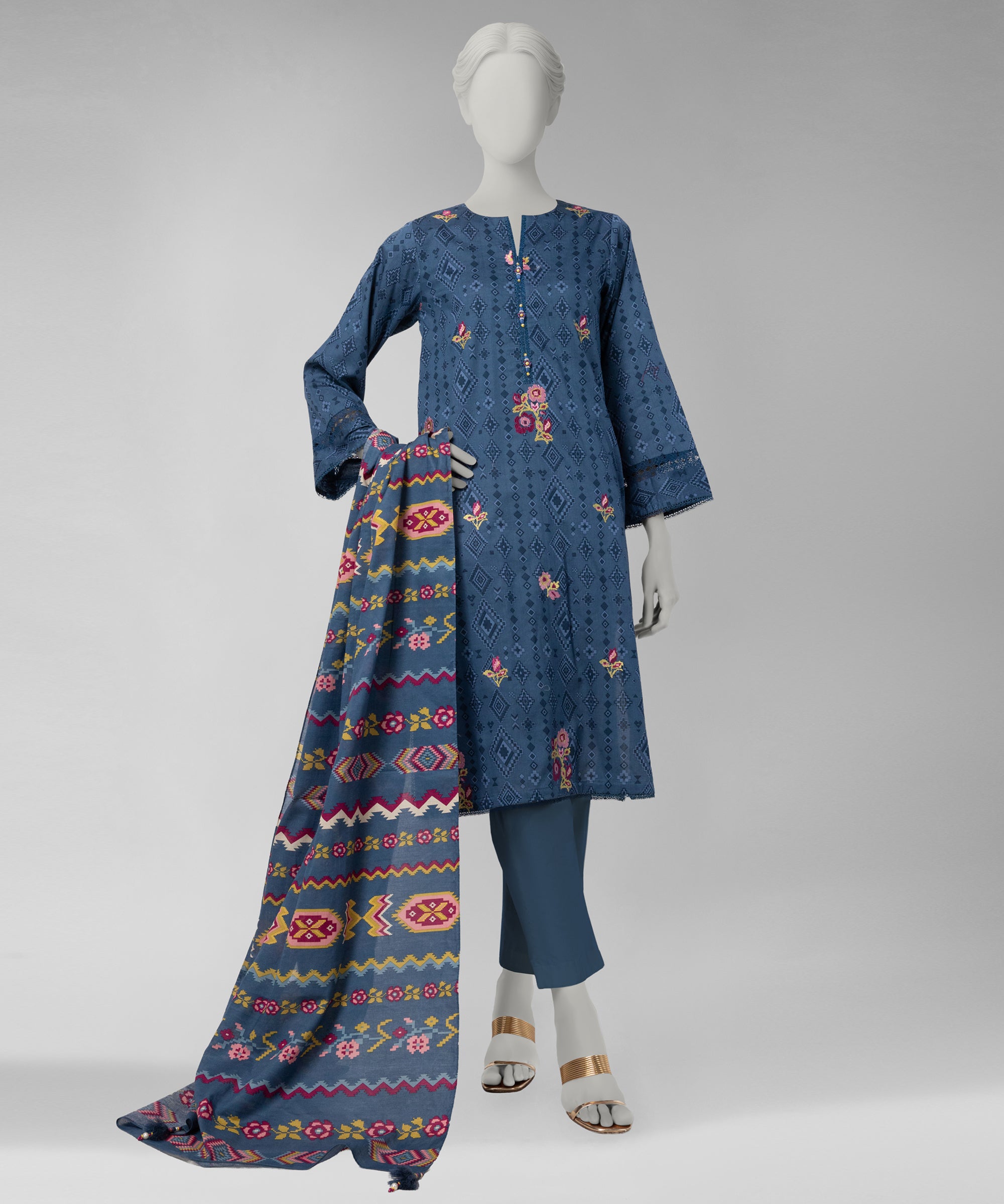 Retail Price: 5,990/-PKR