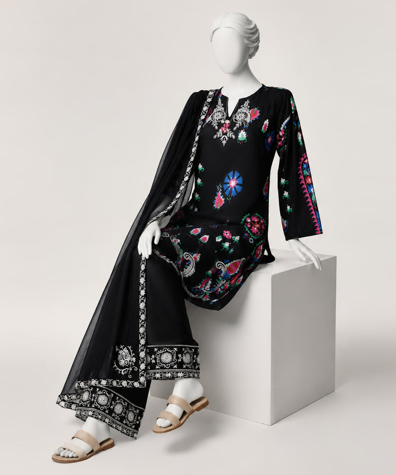 Black Lawn Embroidered Kurta