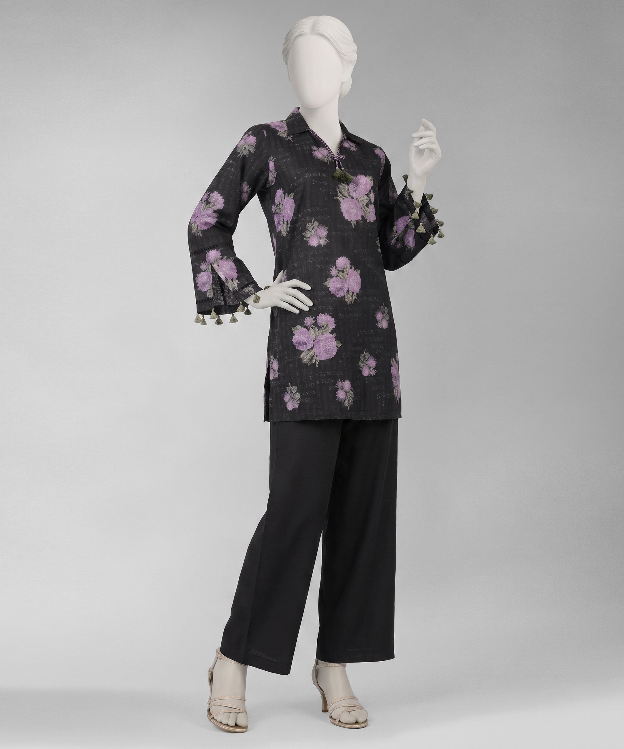 Retail Price: 2,990/-PKR