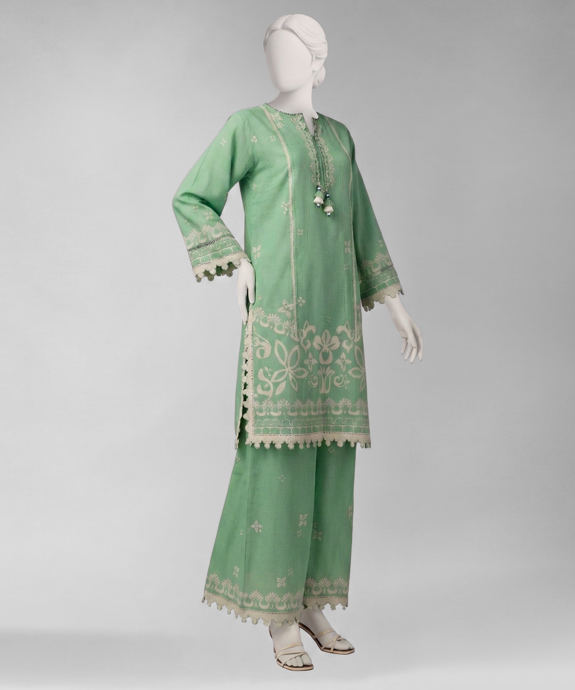 Retail Price: 3,490/-PKR