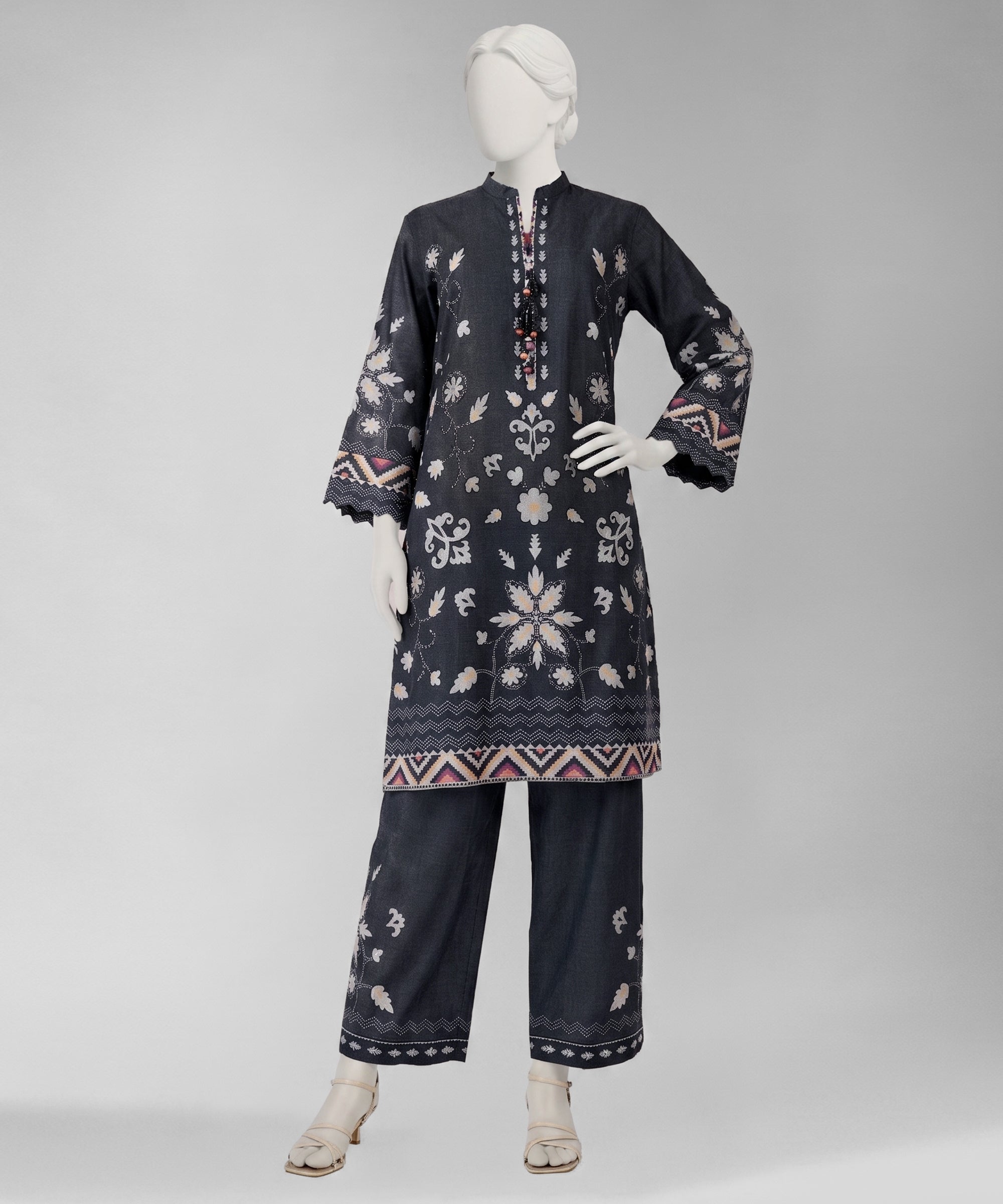 Retail Price: 3,490/-PKR