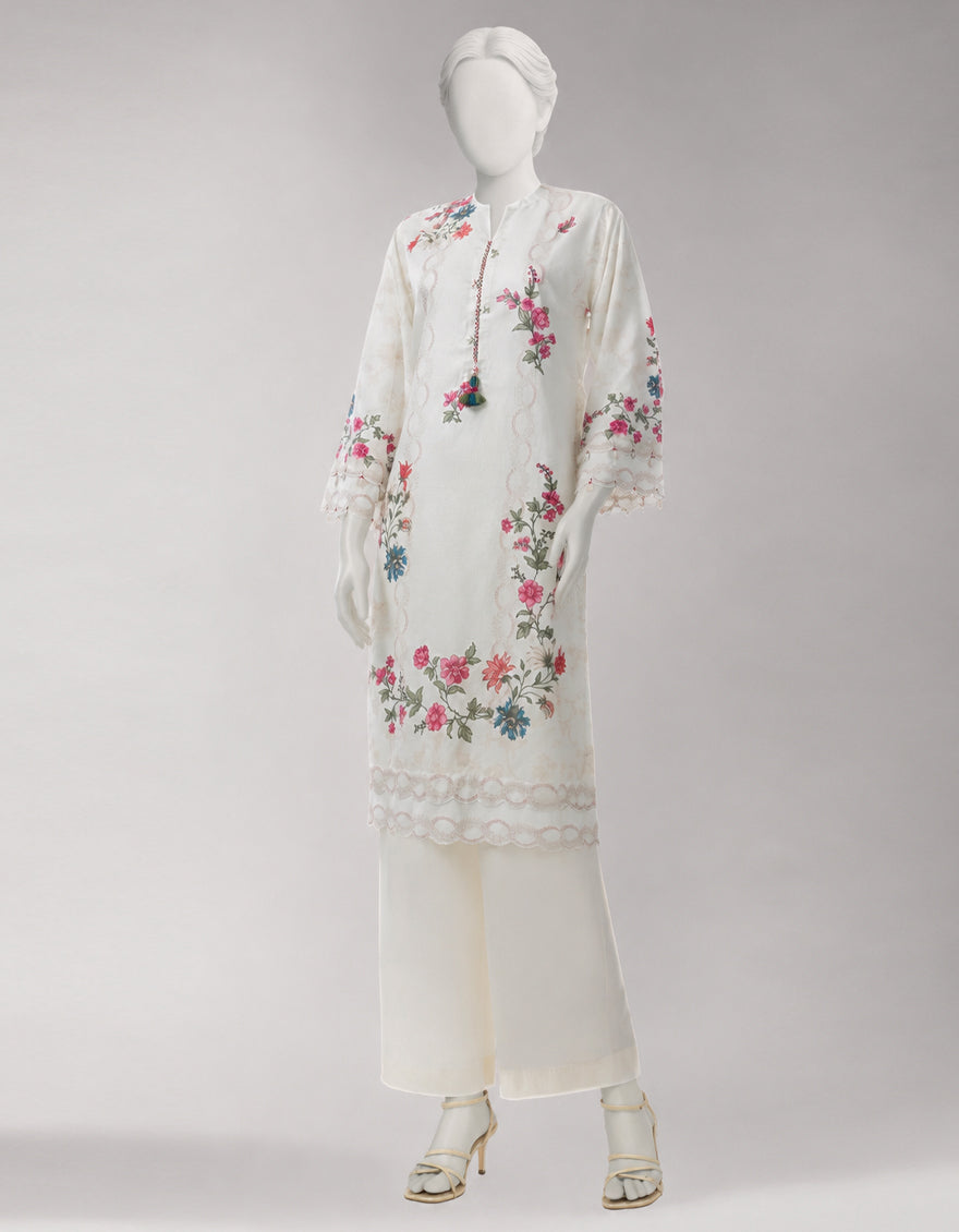 MULTICOLOR LAWN DIGITAL PRINTED UNSTITCHED 1PC