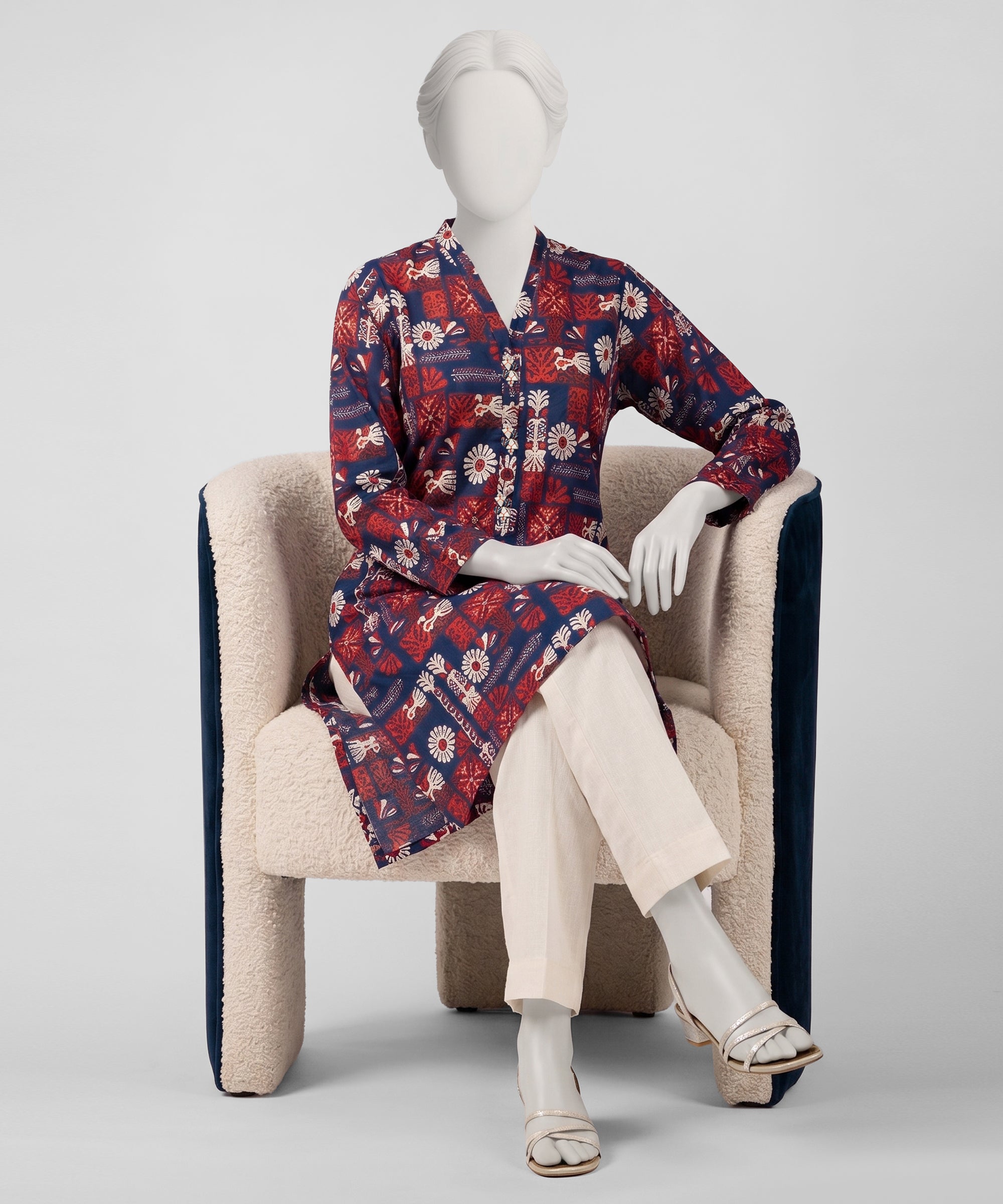 Retail Price: 1,590/-PKR
