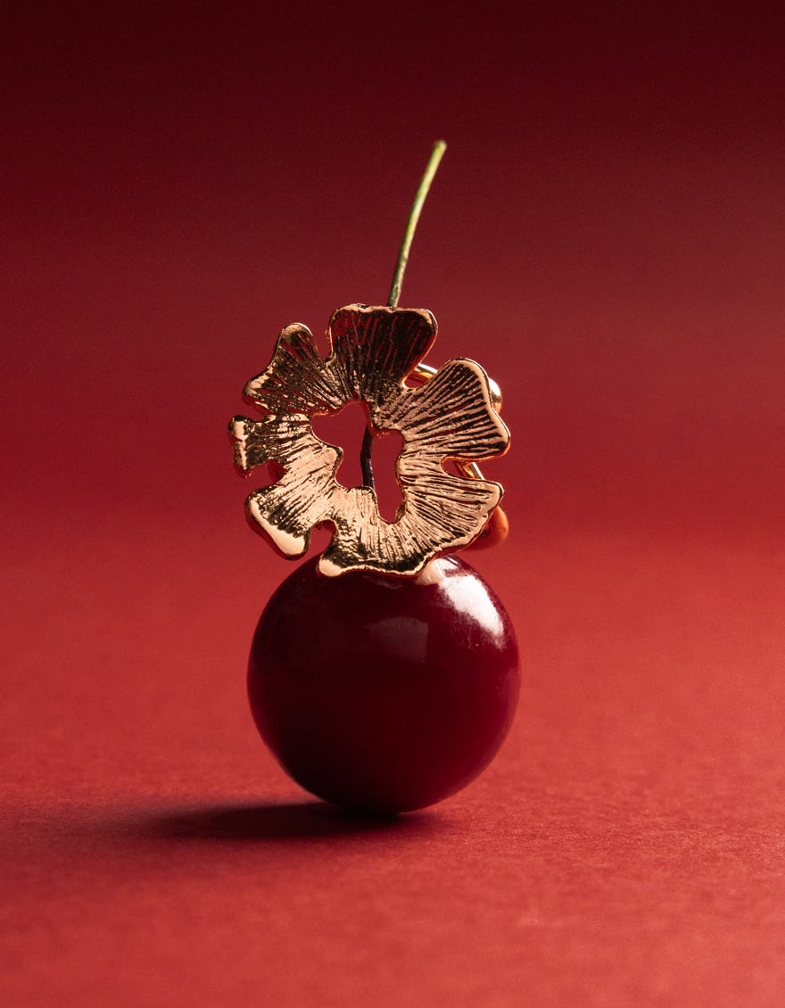 GLIDED BLOOM RING