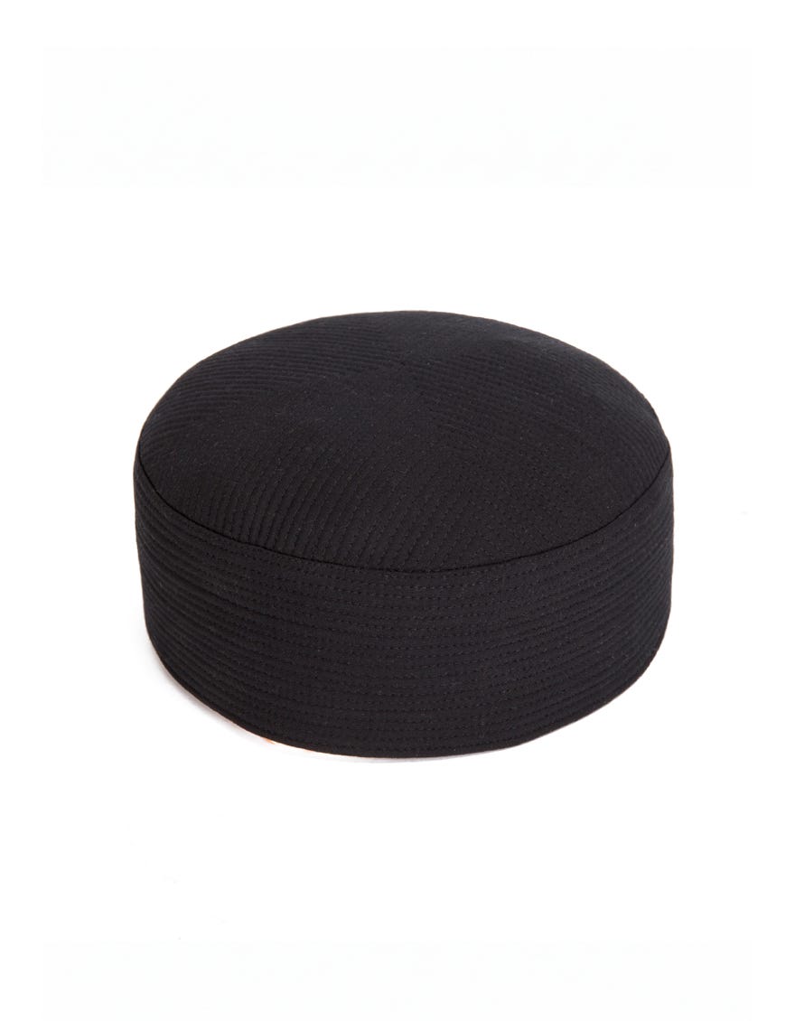 BLACK BLENDED CAP