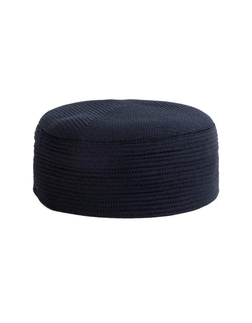 BLACK BLENDED CAP