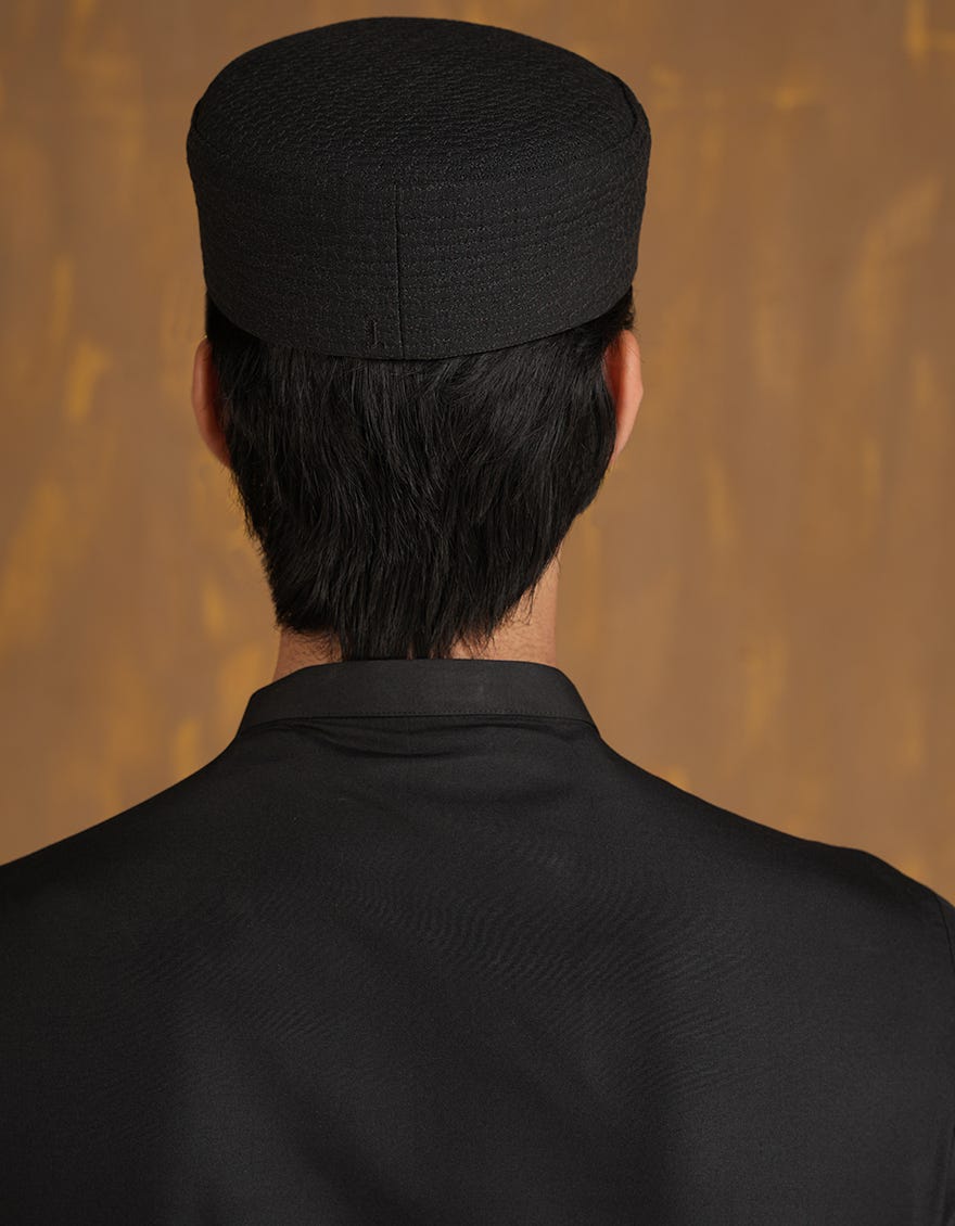 BLACK BLENDED CAP