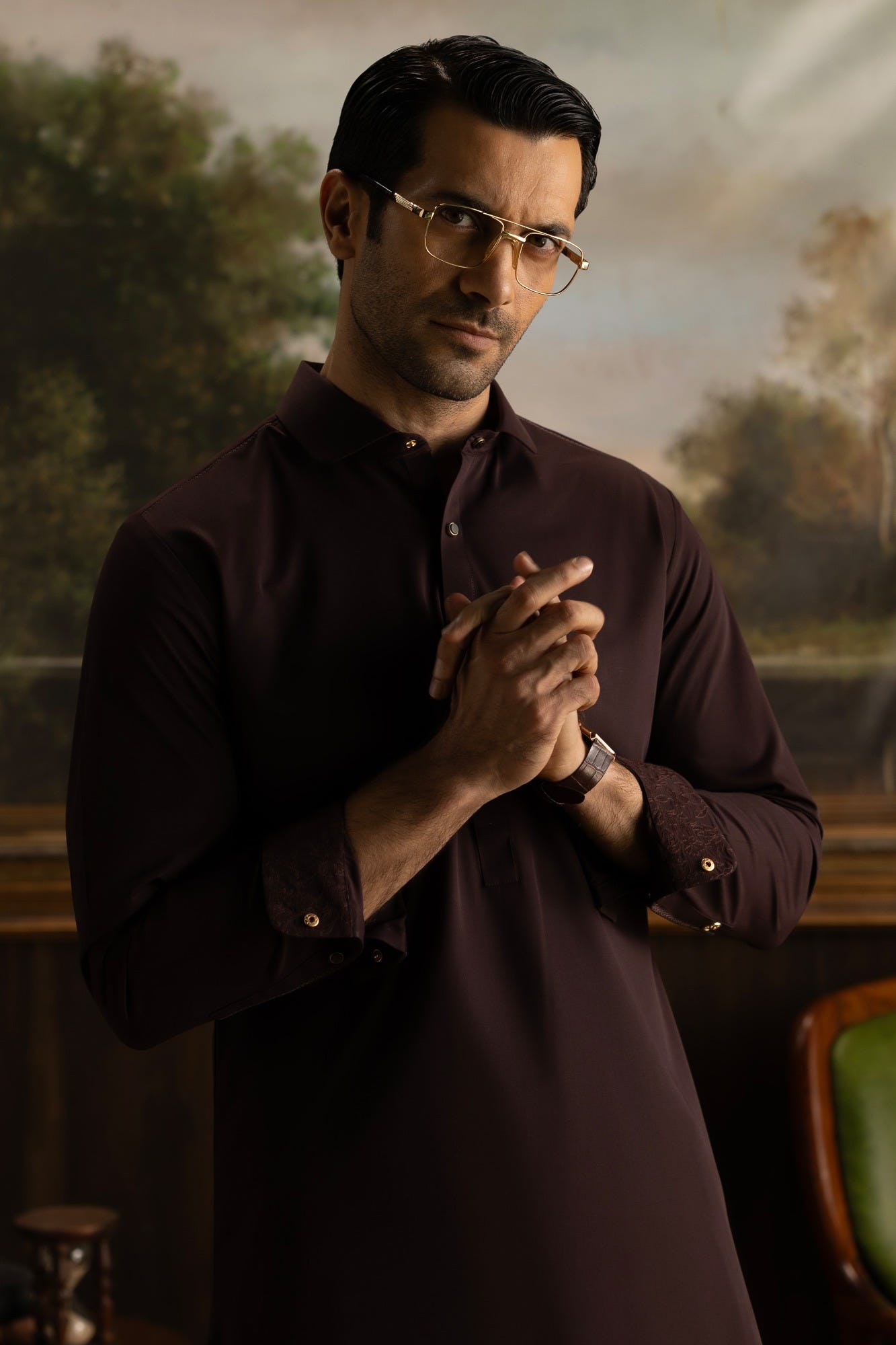 OULU - BURGUNDY EXCLUSIVE KAMEEZ SHALWAR