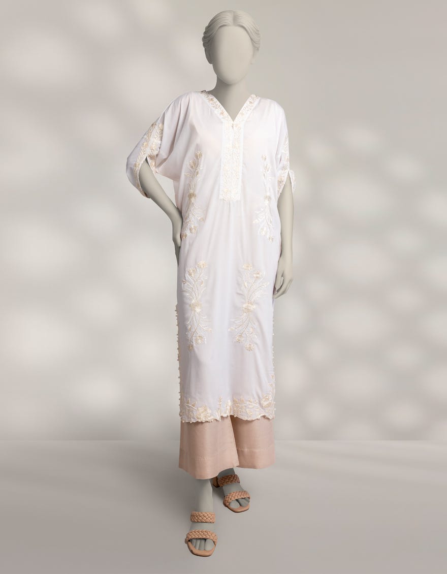 WHITE SILK EMBROIDERED KURTA