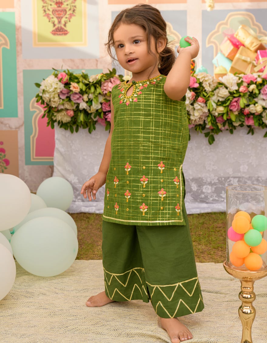 Olive Zari Infant Girl | Jik-S-Jgin-23-040