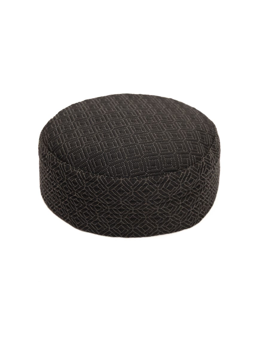 BLACK PLAIN CAP