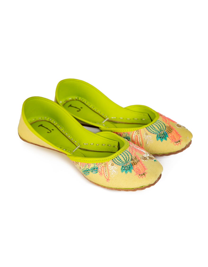 Neon Green Lawn Girl Footwear | Jj-Glkh-23-002