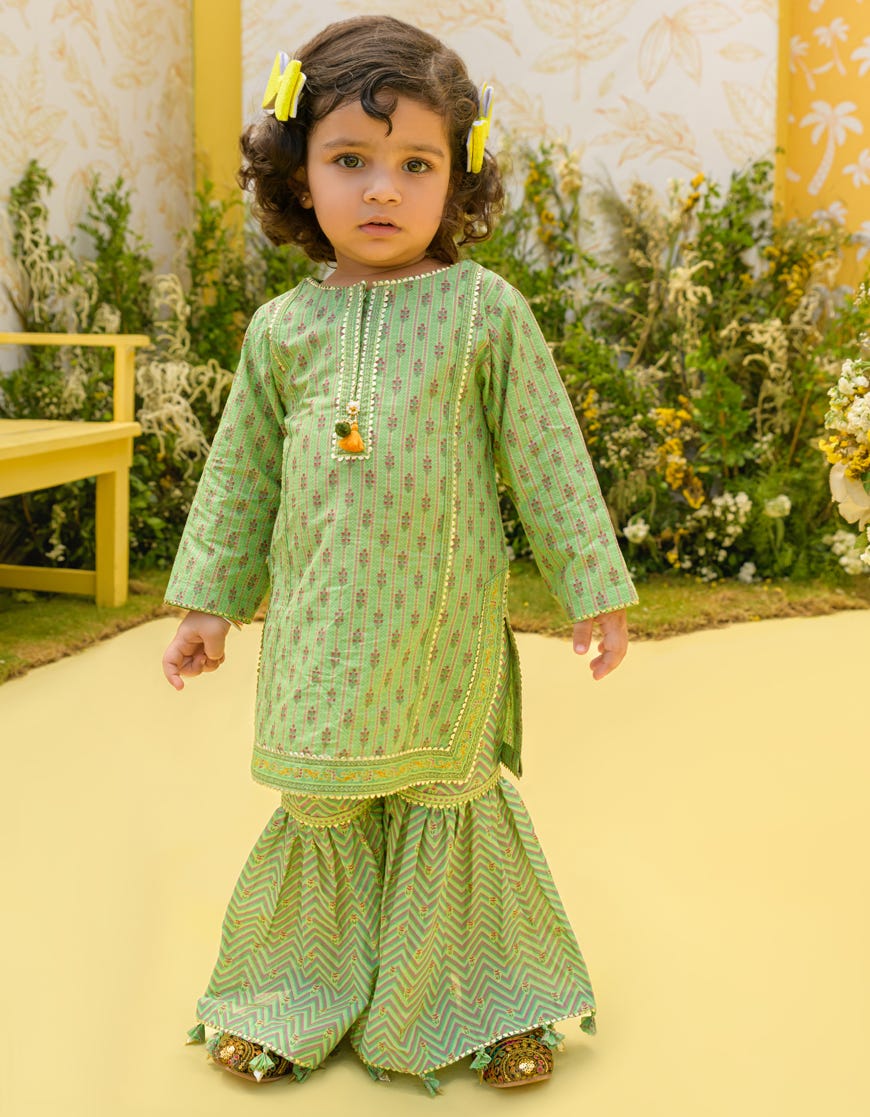 Green Lawn Kameez Shalwar | Jik-S-Jk2-23-5634