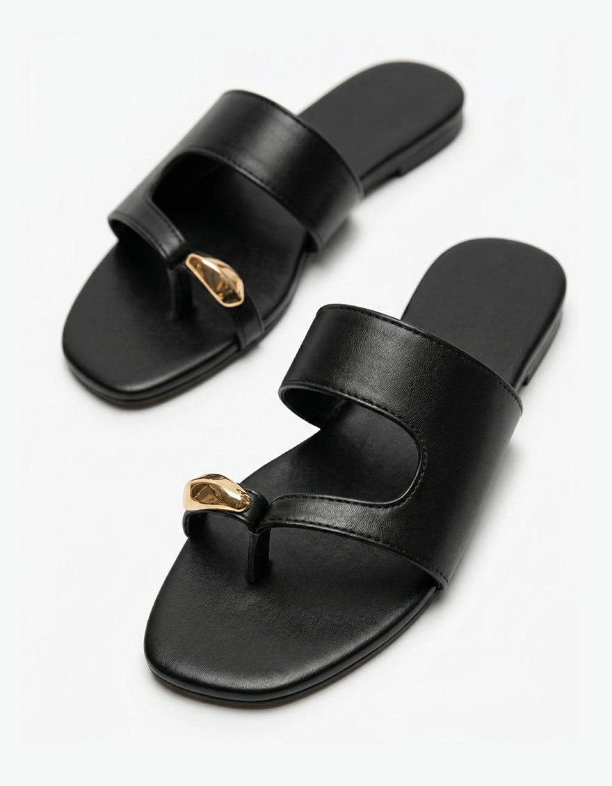 BLACK BASIC CHAPPAL