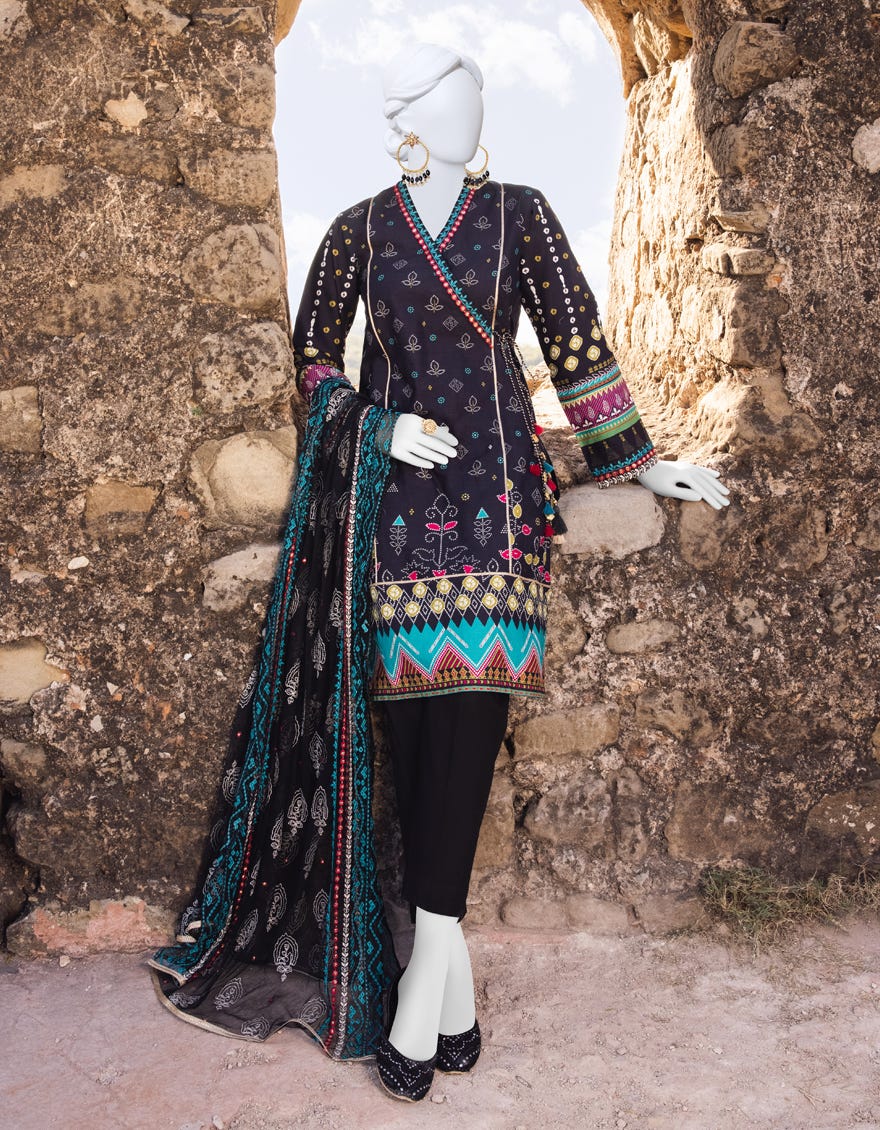 Black Cambric 3 Piece Stitched Dress | Jjpw-S-Jpws-23-529