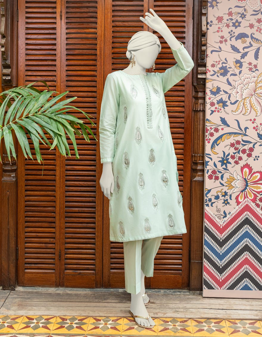 Green Lawn Women's Kurti | Jjlk-S-Jss-24-319
