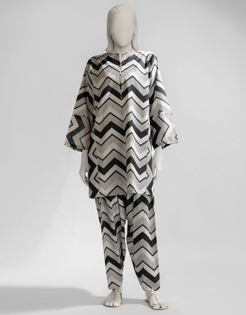 BLACK LAWN PRINTED KURTA