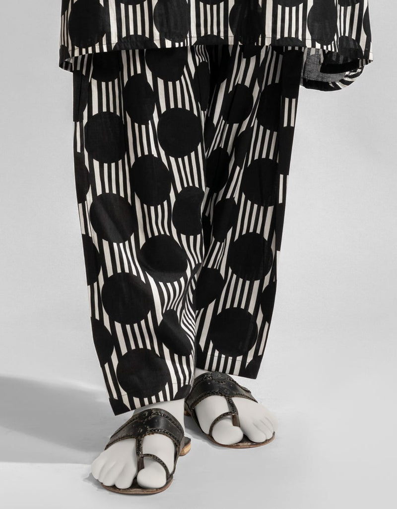 BLACK LAWN PRINTED SHALWAR