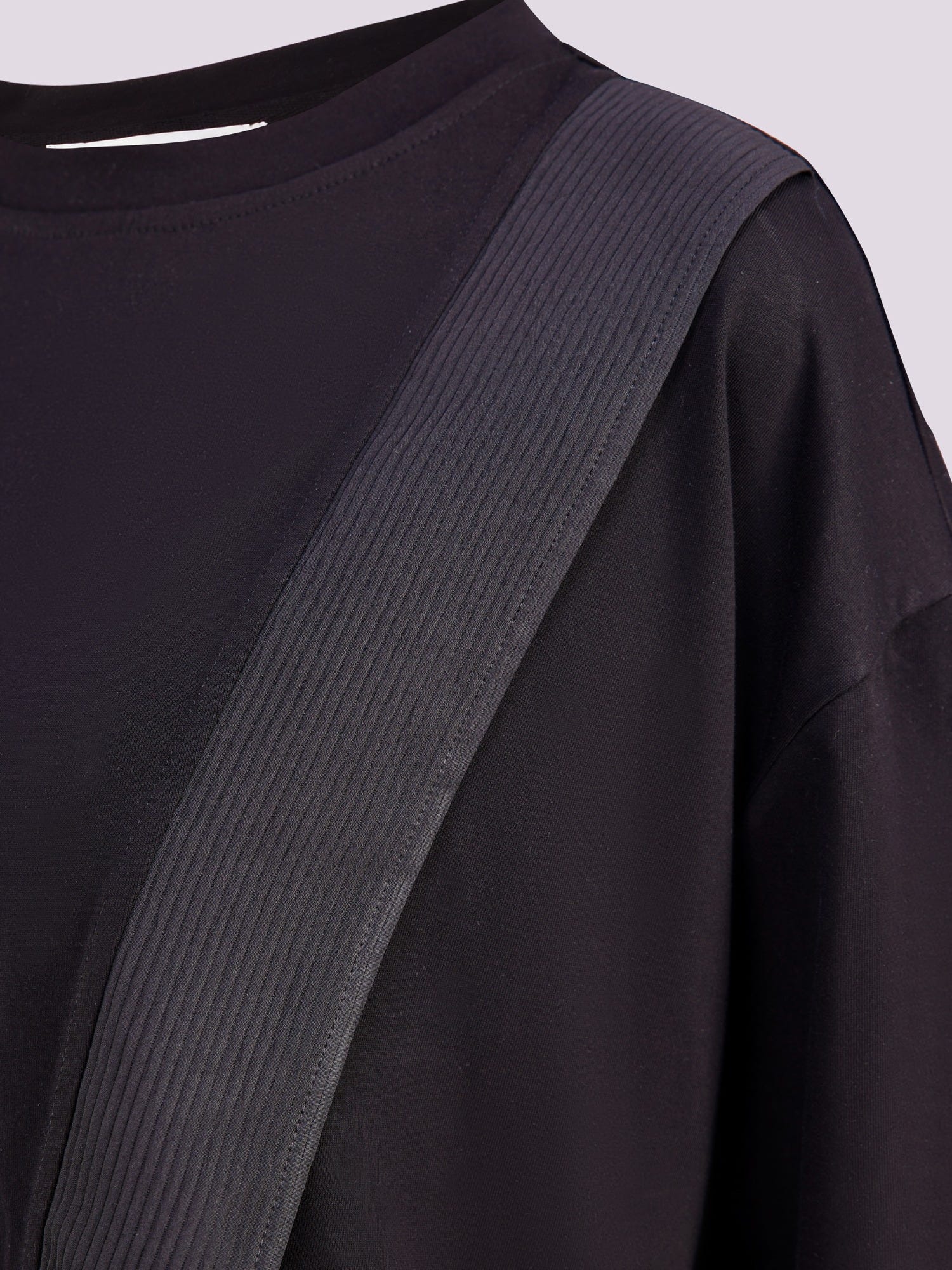 BLACK ASYMMETRICAL T-SHIRT