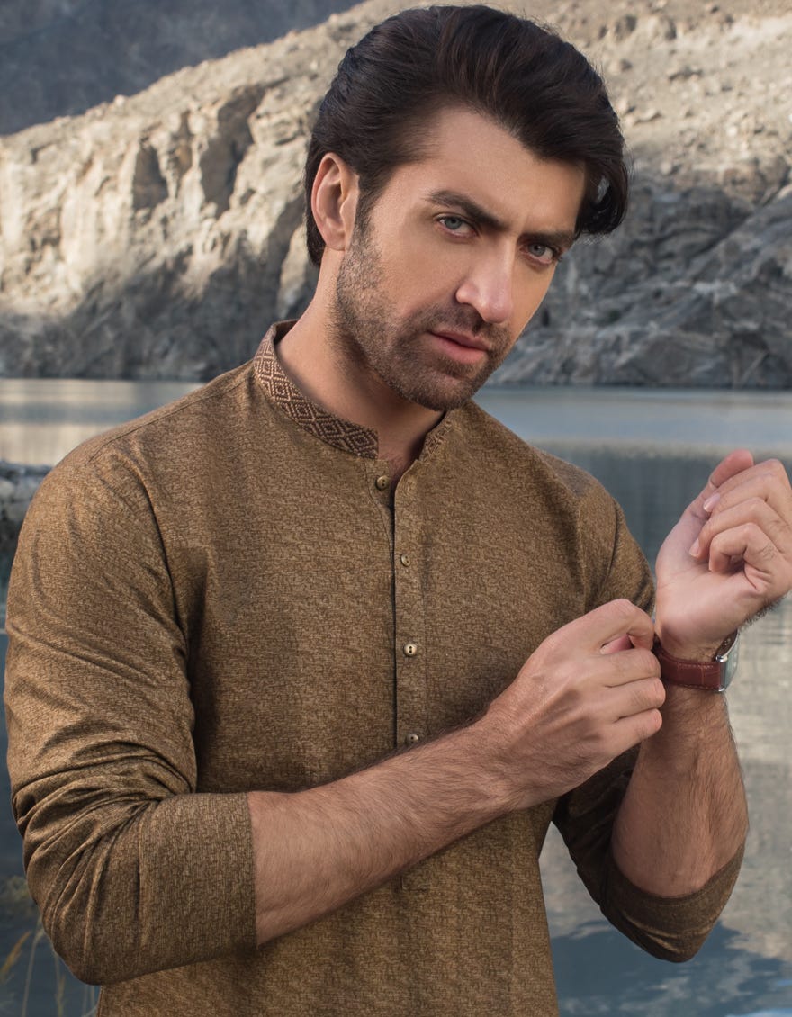 Mens Mehendi Dresses: Buy Indian Mehendi Outfits for Men Online - Kalki  Fashion