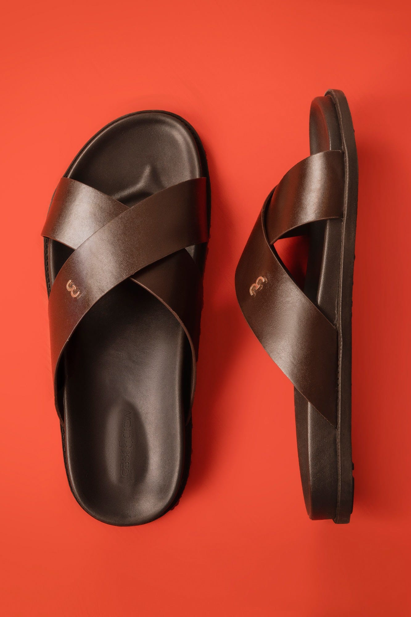 Cross over store leather sandals