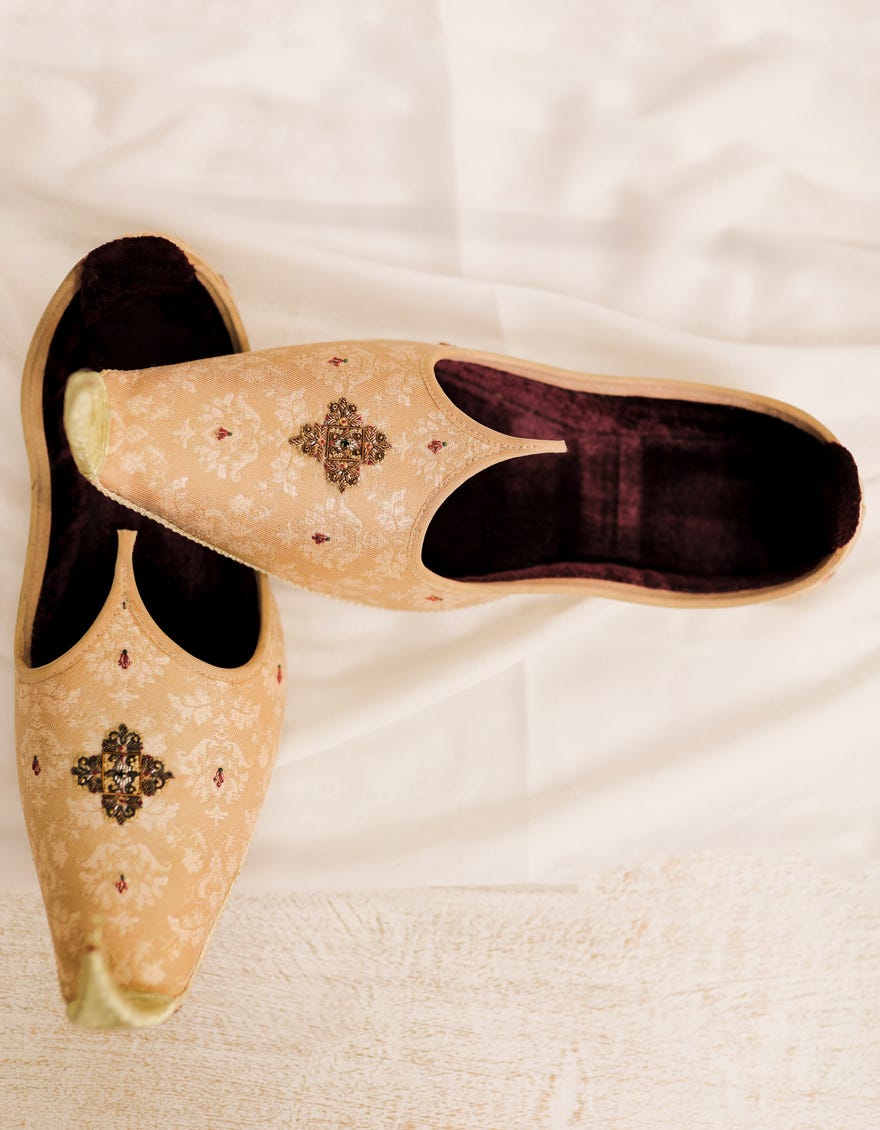 Junaid jamshed khussa on sale