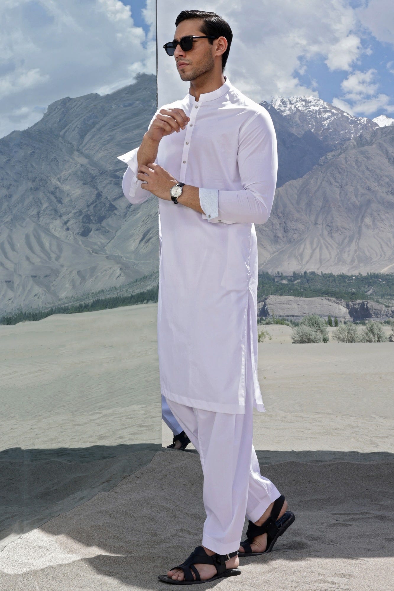 Shalwar discount kameez sandals